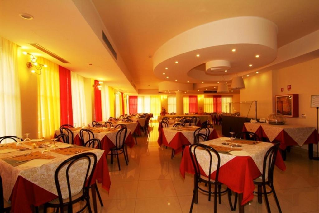 Hotel Mimosa Bellaria-Igea Marina Esterno foto