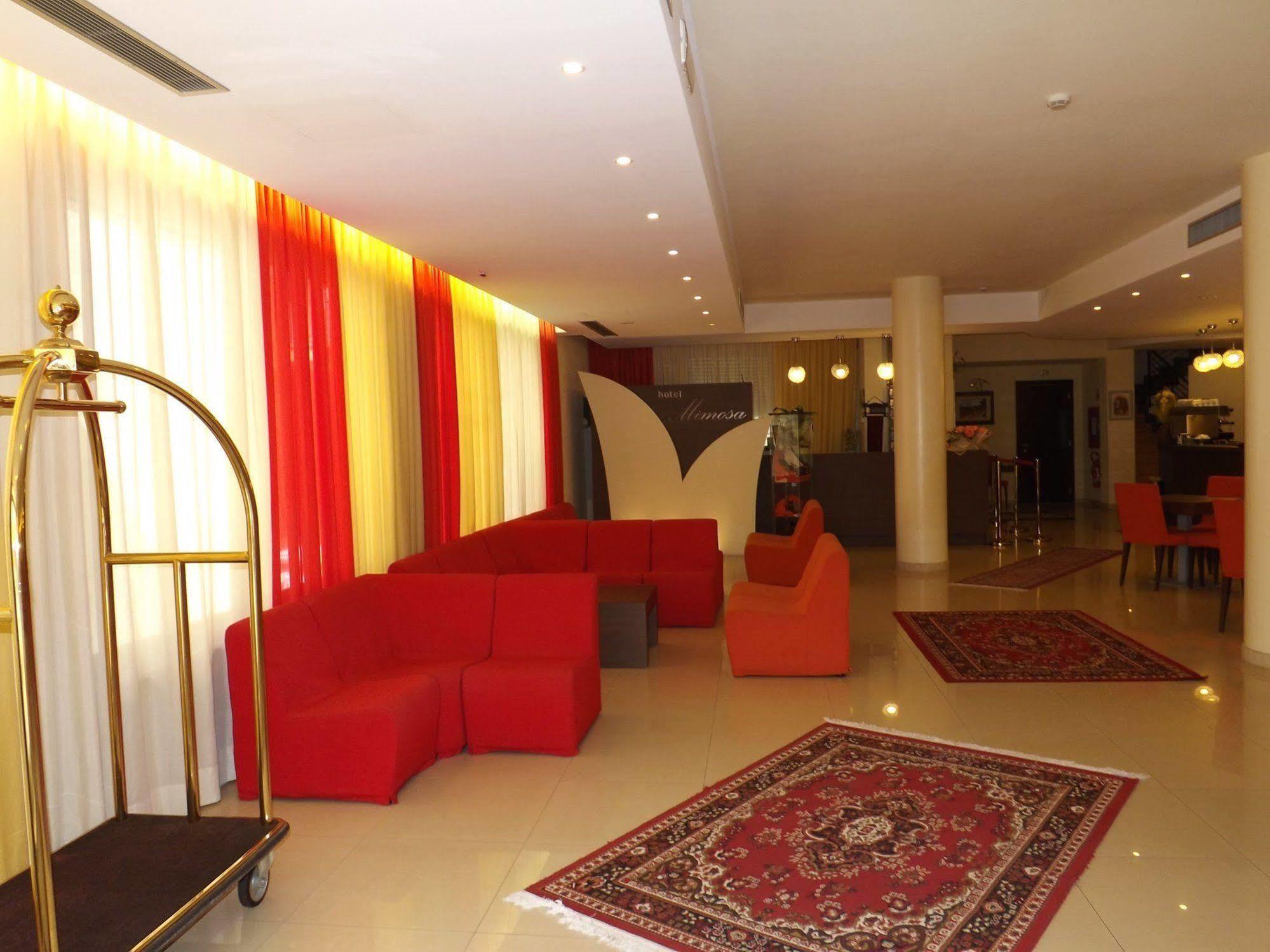 Hotel Mimosa Bellaria-Igea Marina Esterno foto