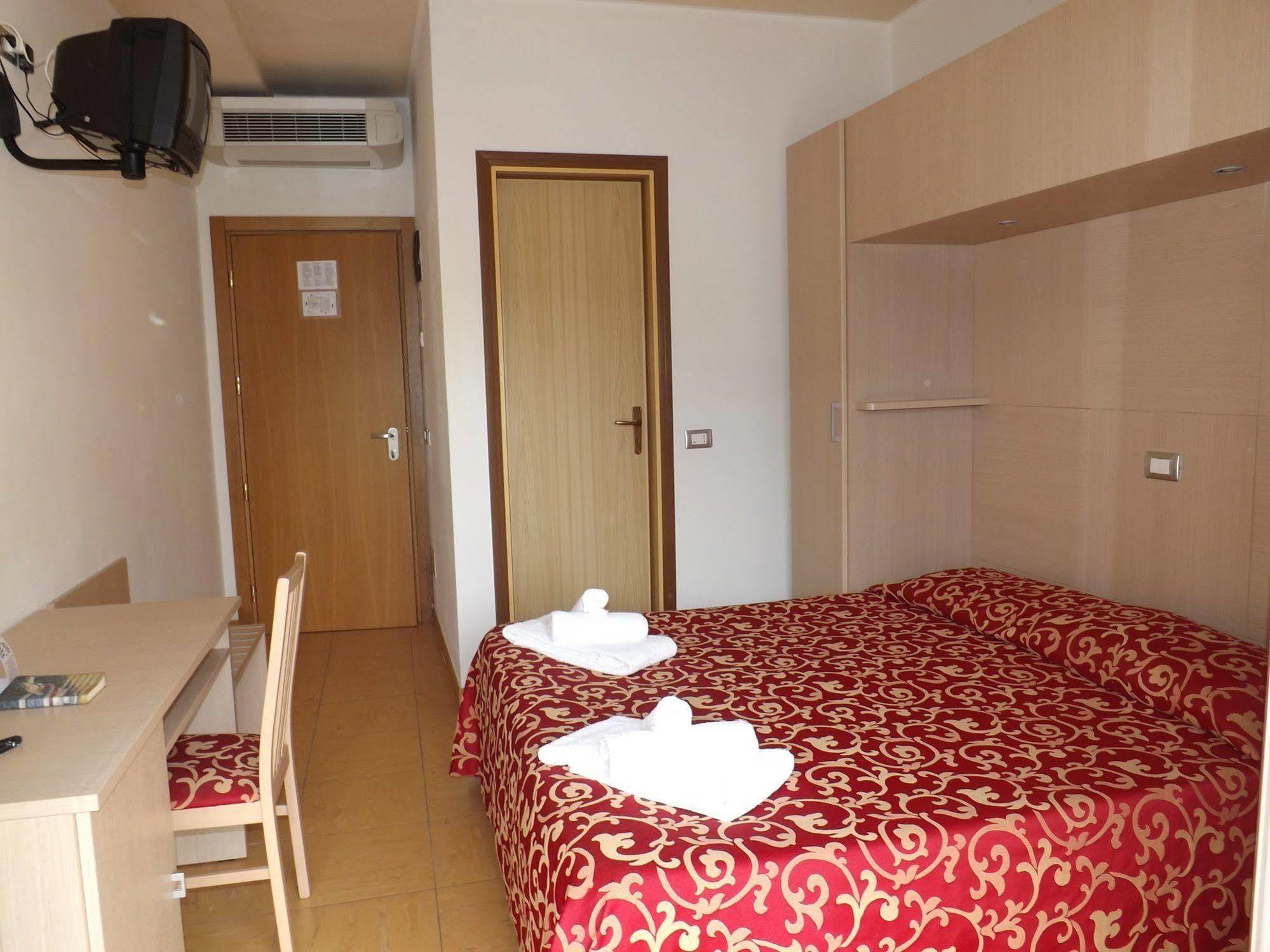 Hotel Mimosa Bellaria-Igea Marina Esterno foto