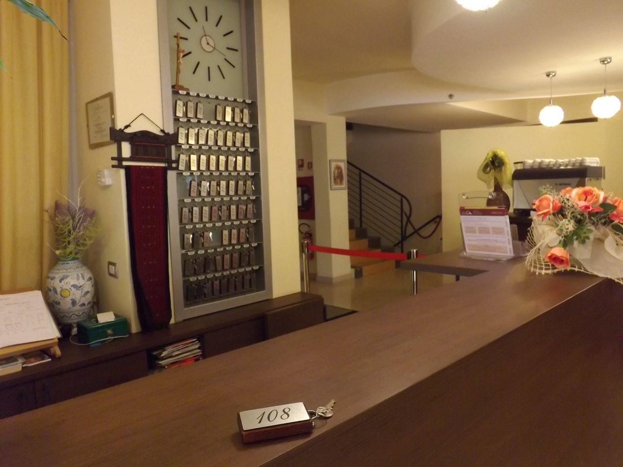 Hotel Mimosa Bellaria-Igea Marina Esterno foto