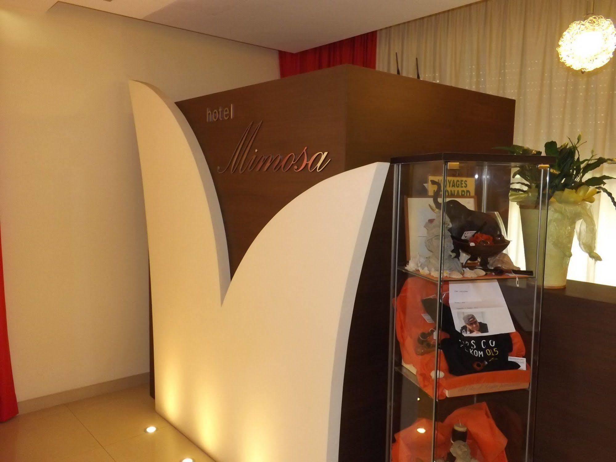 Hotel Mimosa Bellaria-Igea Marina Esterno foto