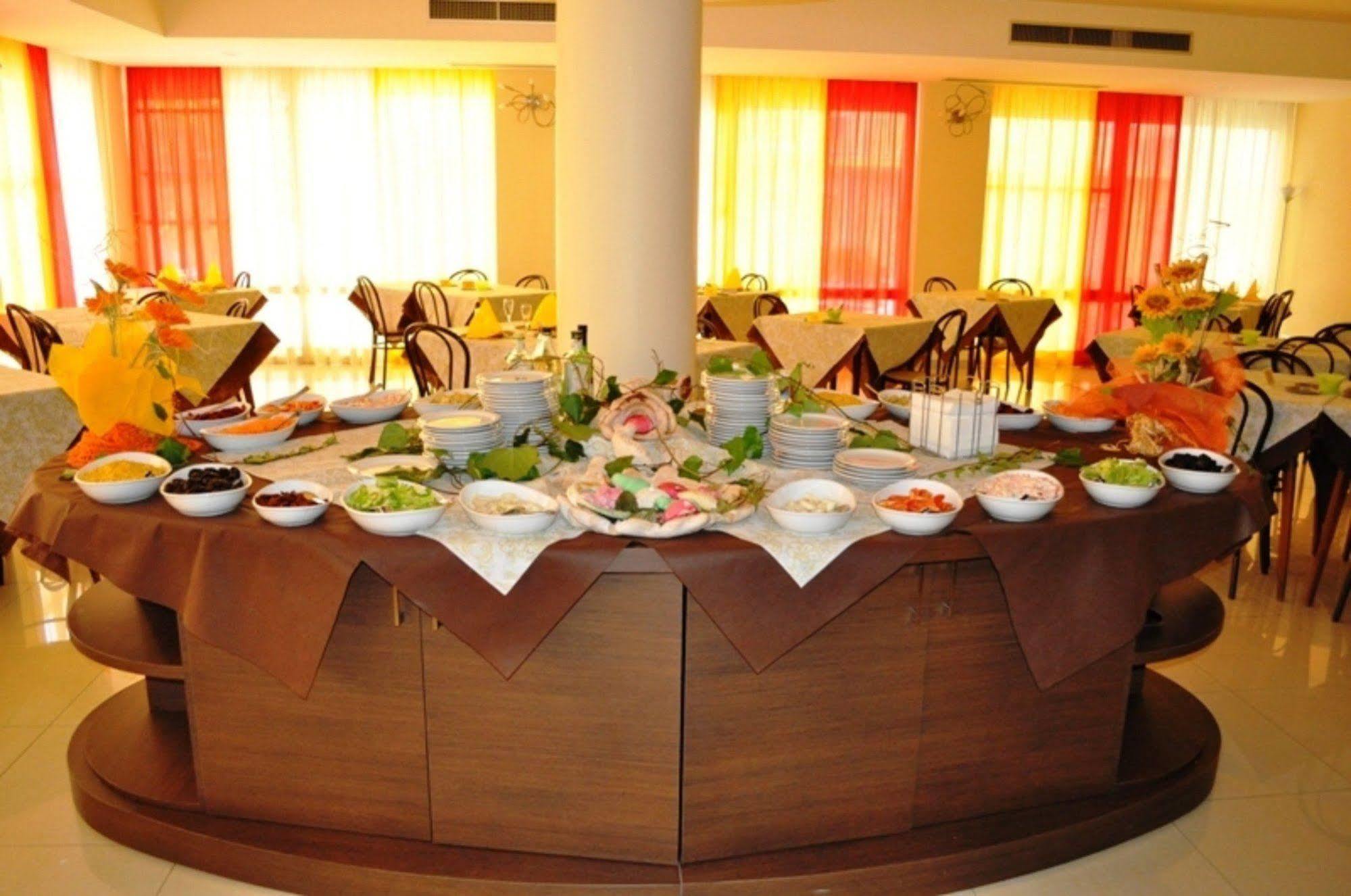 Hotel Mimosa Bellaria-Igea Marina Esterno foto