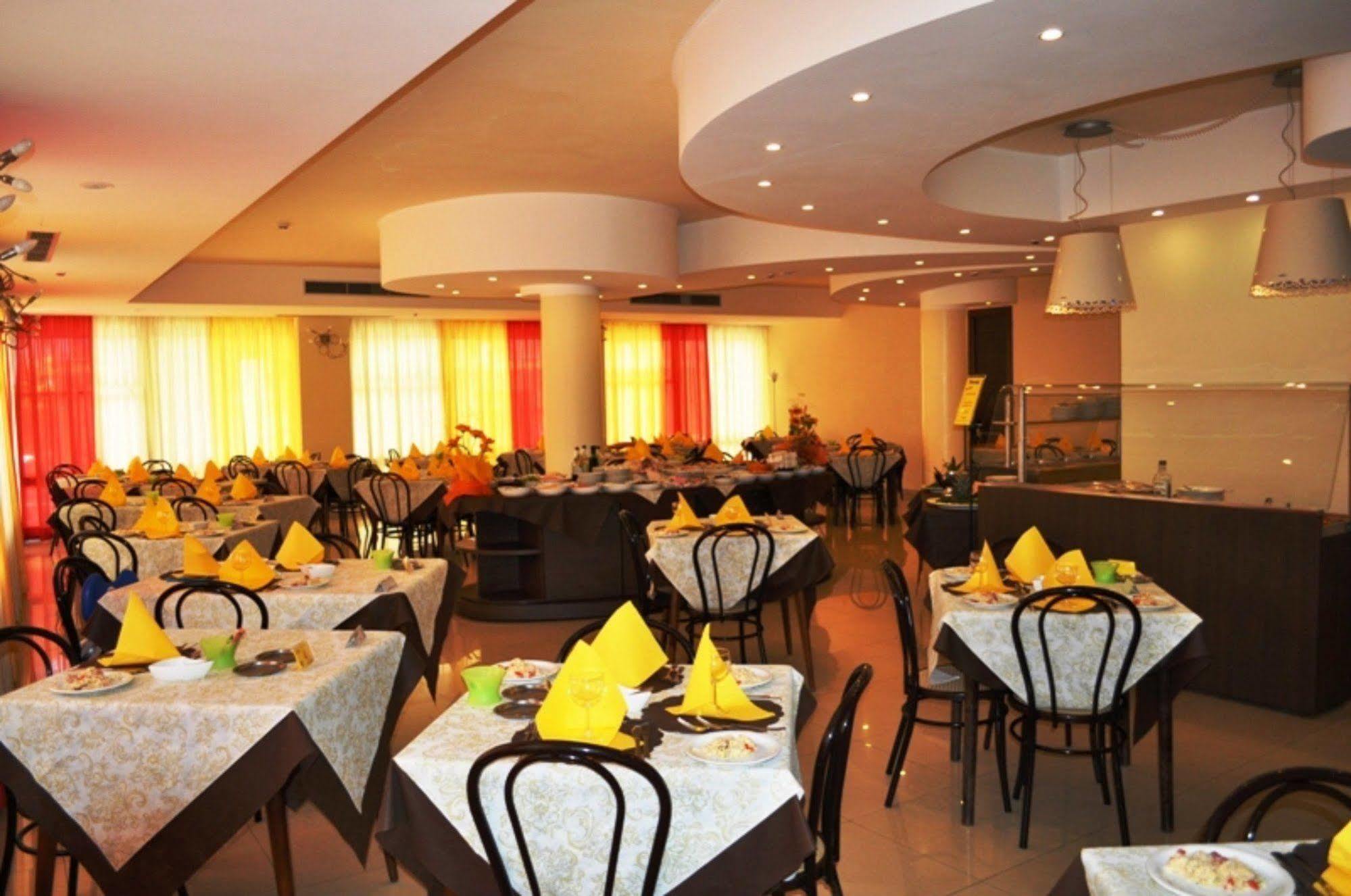 Hotel Mimosa Bellaria-Igea Marina Esterno foto