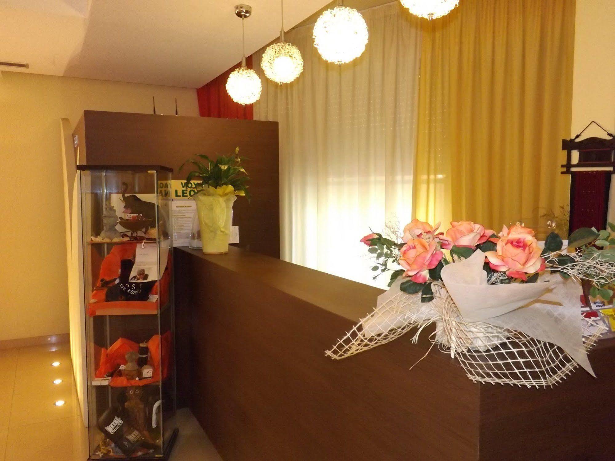 Hotel Mimosa Bellaria-Igea Marina Esterno foto