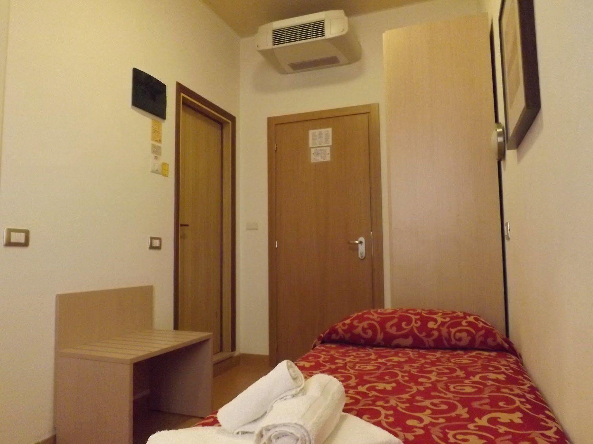 Hotel Mimosa Bellaria-Igea Marina Esterno foto