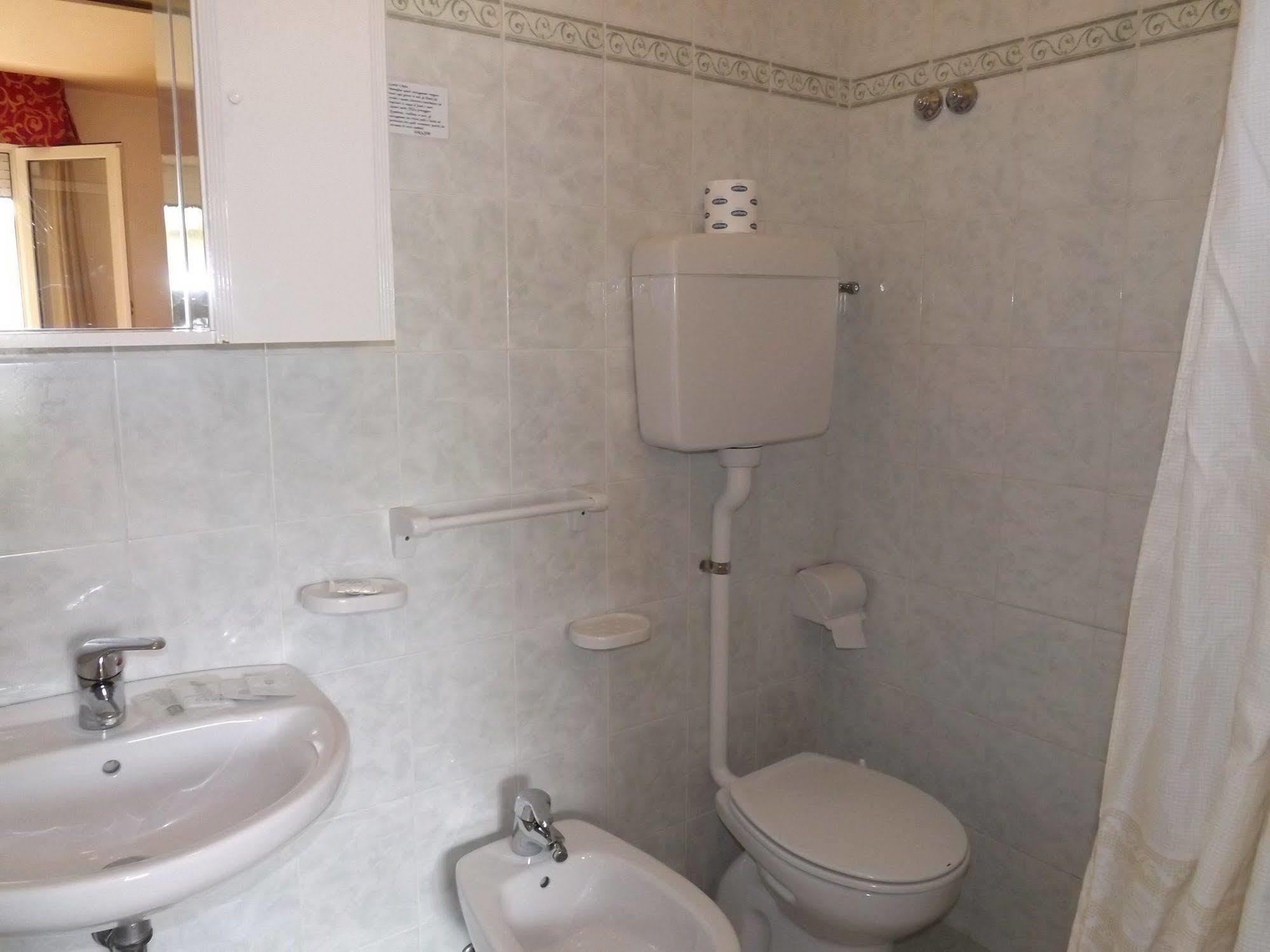 Hotel Mimosa Bellaria-Igea Marina Esterno foto